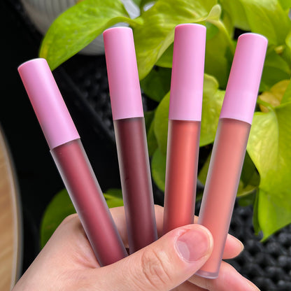 Pink Cap Lip Gloss with Frosted Tube and Slightly Raised Cap Lip Gloss, P65