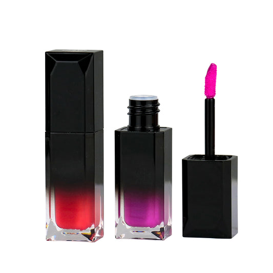 Elegant Gradient Lip Gloss with Black to Clear Transition, P130